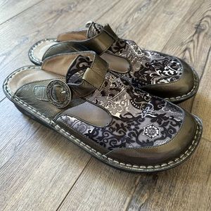 Allegria Womens Shoe Size 40